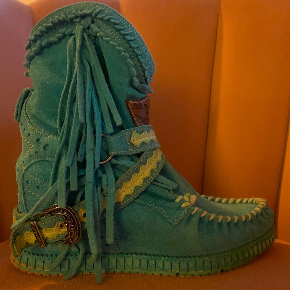 EL VAQUERO  TURQUOISE  SUEDE FRINGE MOCCASIN WEDGE BOOT